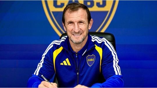 Rodolfo Arruabarrena en conferencia de prensa como nuevo DT de Boca Juniors