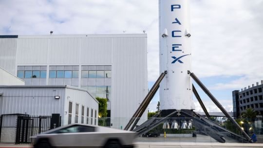 Video de presentación de la OPI de SpaceX con el director financiero Bret Johnsen