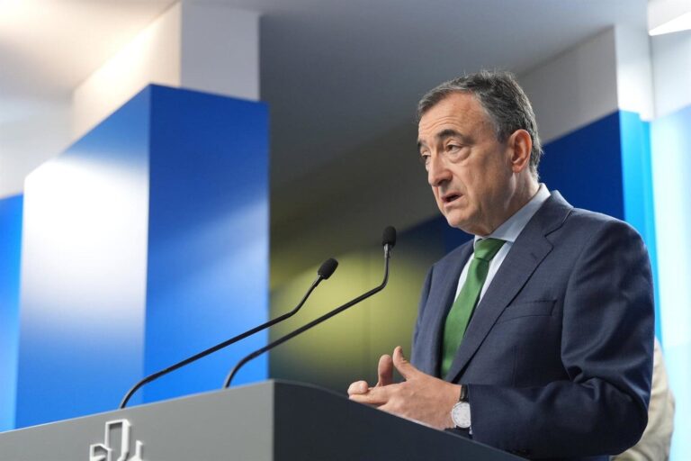 Aitor Esteban en entrevista