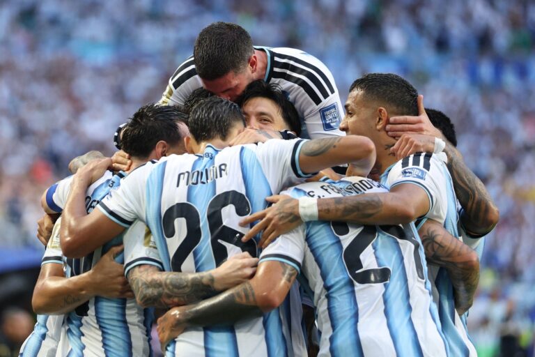 Jugadores de la selección argentina durante la final del Mundial 2026