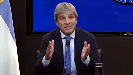 Carlos Heller entrevistado en programa QR! de Canal E