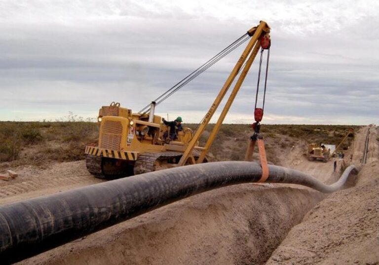 Válvulas de gasoducto en un entorno industrial