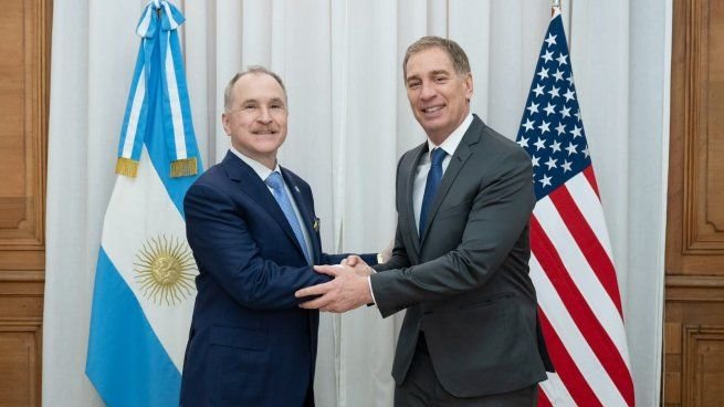 Diego Santilli y Peter Lamelas en la Casa Rosada