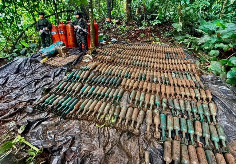 Operativo militar en Tumaco con explosivos incautados