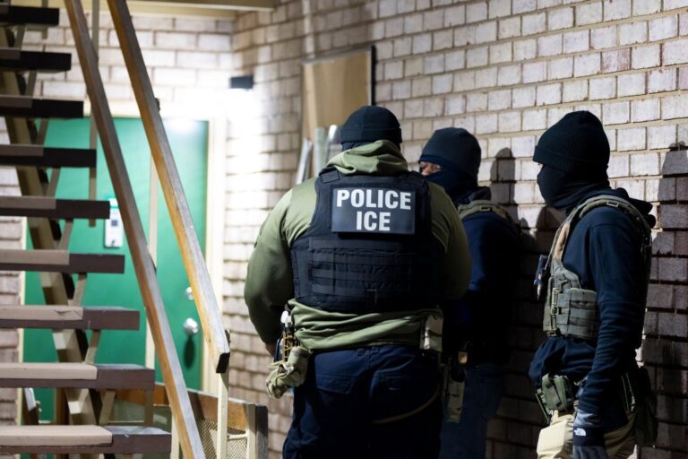 Documentos internos del ICE sobre plan de deportación masiva de Trump