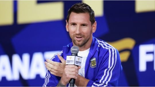 Lionel Messi en conferencia de prensa previa a la final Argentina vs España