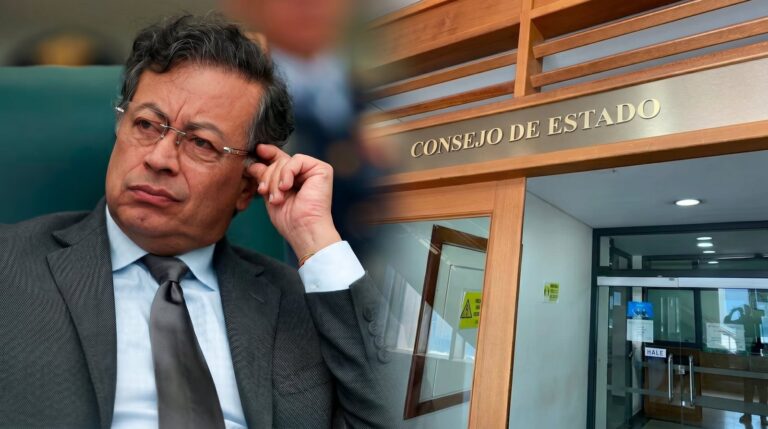 Gustavo Petro durante un consejo de ministros