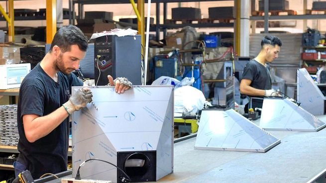Diputado Nicolás Massot presenta proyecto de ley para pymes