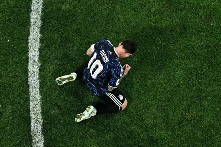 Lionel Messi con la camiseta de la selección argentina