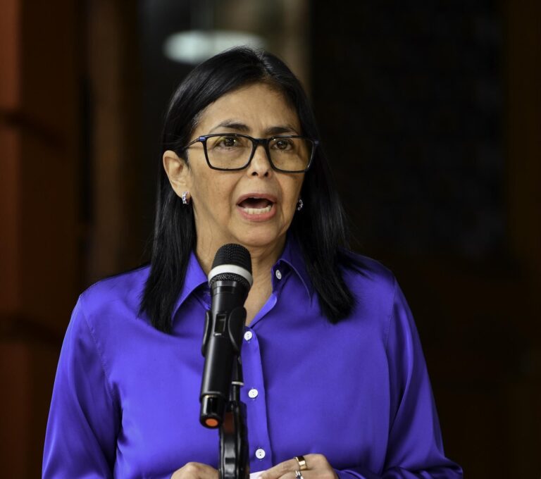 Delcy Rodríguez durante anuncio de unidad militar especial para emergencias