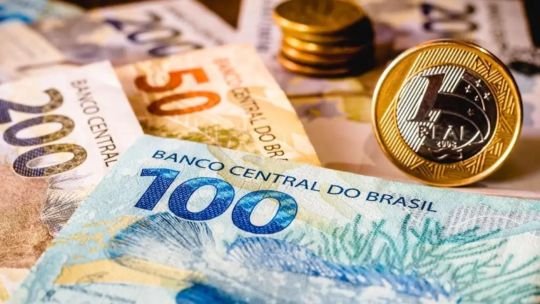 Gráfico de indicadores económicos de Brasil: inflación y desempleo