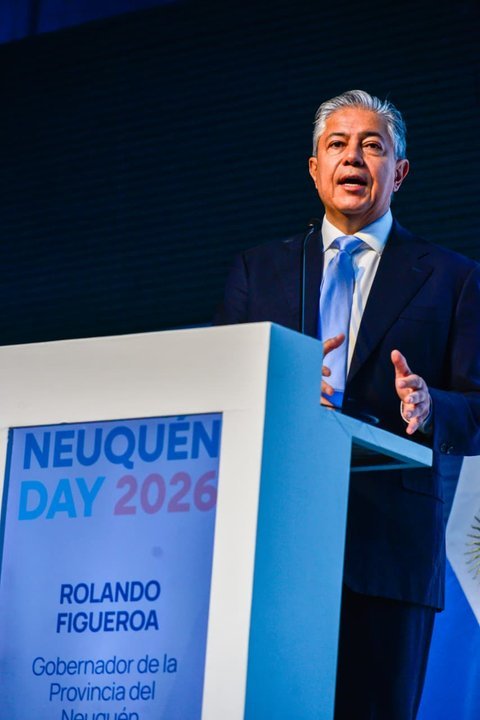 Rolando Figueroa durante el Neuquén Day 2026 en Buenos Aires