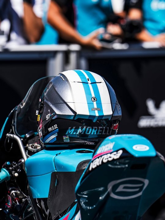 Pilotos de Moto3 en el circuito MotorLand Aragón durante la clasificación