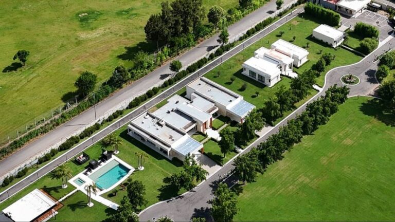 Propiedad de Villa Rosa vinculada al tesorero de la AFA