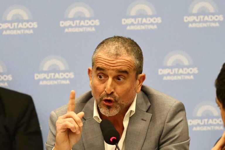 Sesión de comisiones en la Cámara de Diputados