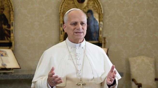 Papa León XIV durante un acto oficial en el Vaticano