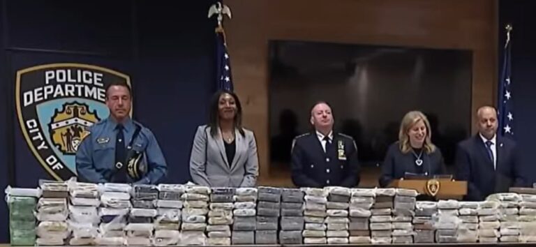 Paquetes de cocaína incautados por la Policía de Nueva York