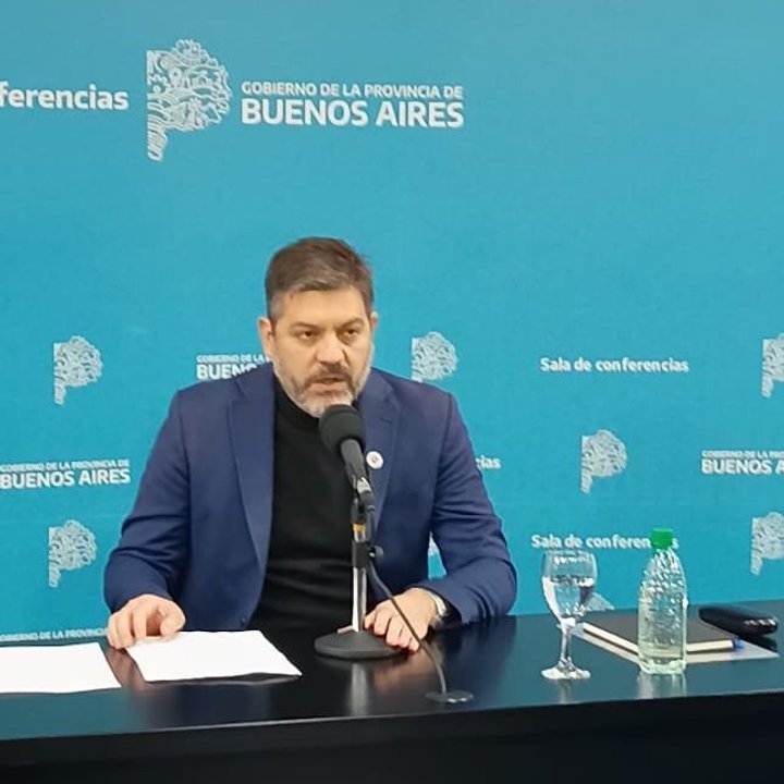 Carlos Bianco, ministro de Gobierno de la provincia de Buenos Aires, en conferencia de prensa