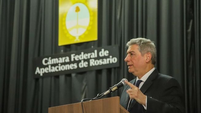 Horacio Rosatti durante la jura del juez federal Florentino Malaponte en Rosario