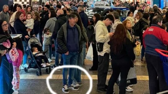 Fotografía del Shopping Soleil publicada por el presidente Javier Milei