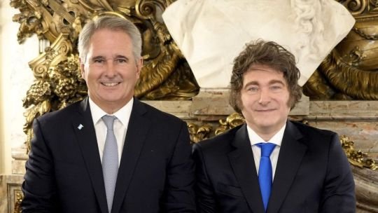 Canciller Pablo Quirno durante una entrevista