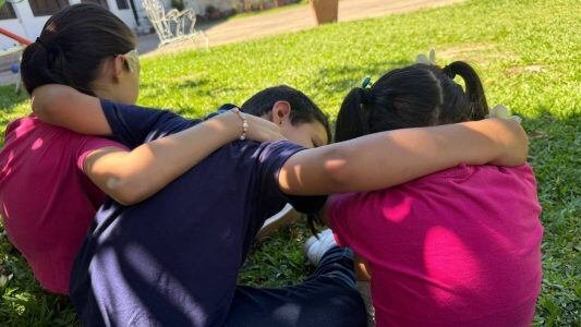 Tres hermanos de 5, 7 y 9 años buscan una familia adoptiva en Corrientes