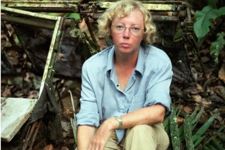 Juliane Koepcke, sobreviviente del vuelo 508 de LANSA, en la selva amazónica
