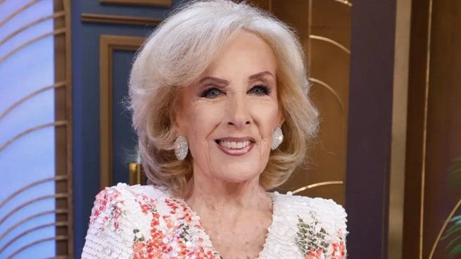 Mirtha Legrand internada en el Sanatorio Mater Dei
