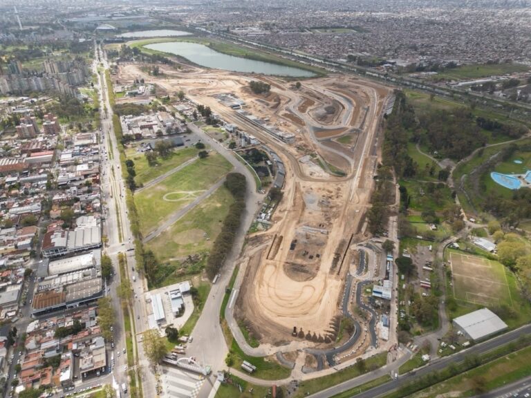 Autódromo Oscar y Juan Gálvez de la ciudad de Buenos Aires durante las obras de renovación